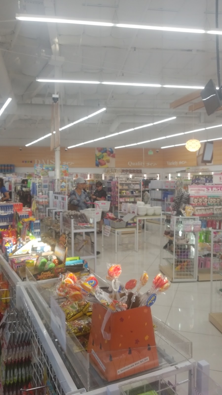 Daiso | 16468 Beach Blvd, Westminster, CA 92683, USA | Phone: (714) 500-1101