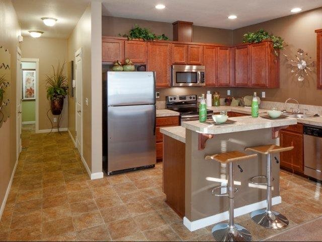 The Landing Apartments | 19901 Coast Redwood Ave, Oregon City, OR 97045, USA | Phone: (844) 484-7251