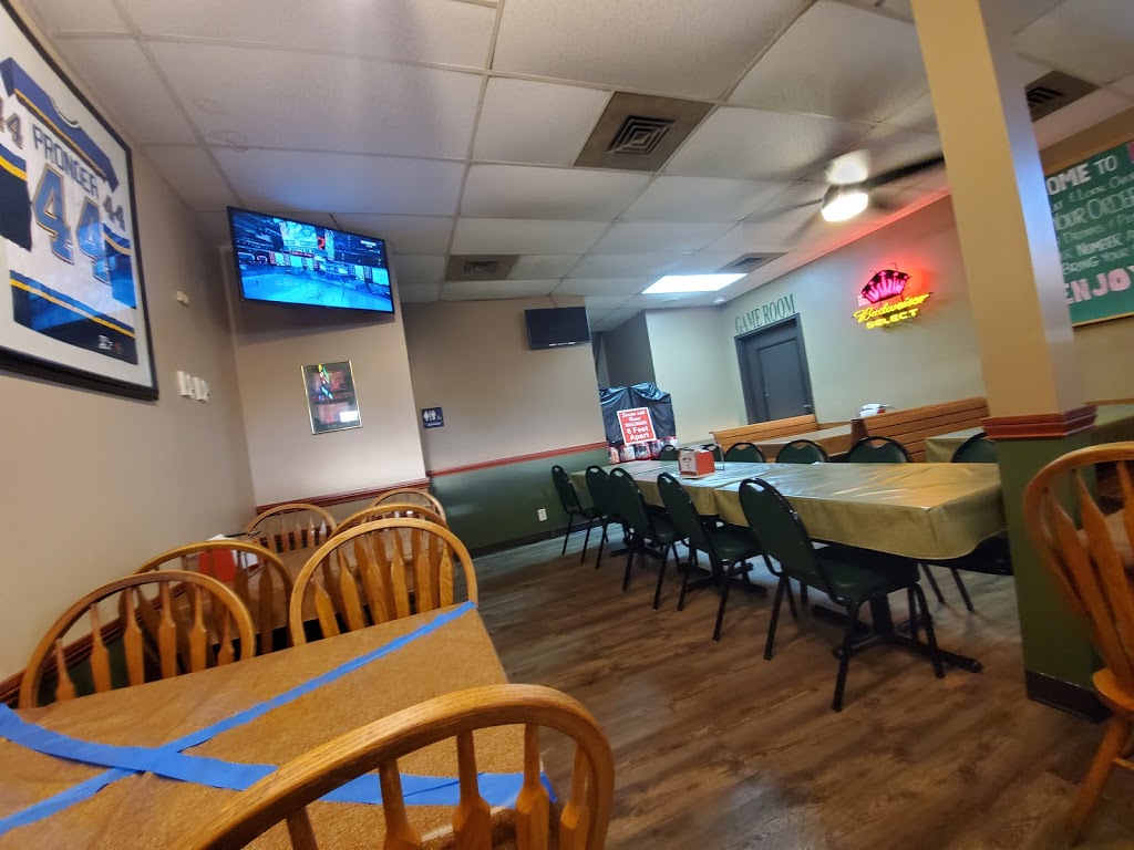 Fortels Pizza Den | 7932 MacKenzie Rd, St. Louis, MO 63123, USA | Phone: (314) 353-2360