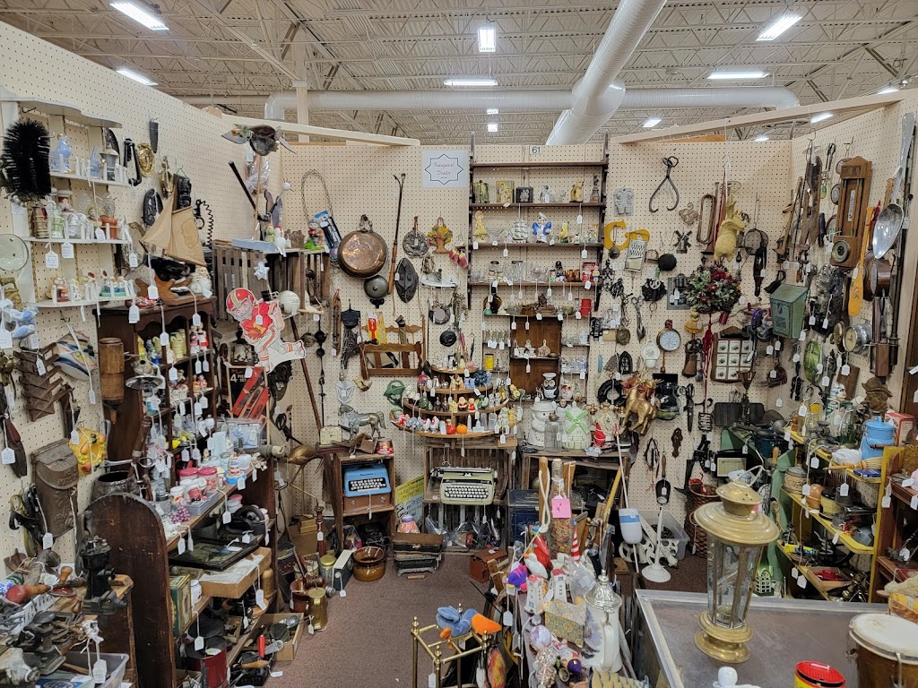 Medina Antique Mall | 2797 Medina Rd, Medina, OH 44256, USA | Phone: (330) 722-0017