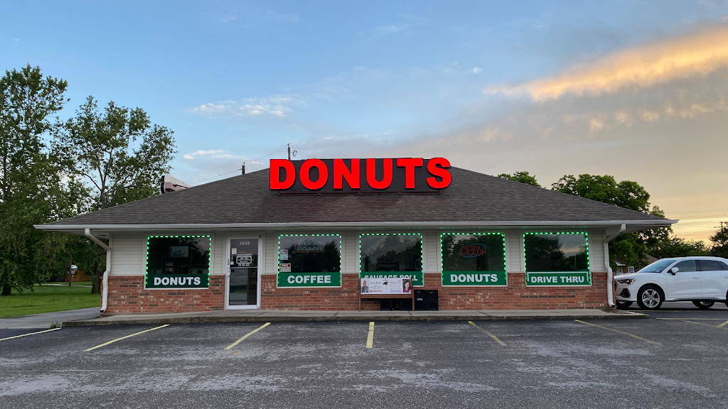 Daily Donuts Paradise | 3238 TX-114, Paradise, TX 76073, USA | Phone: (940) 969-3044