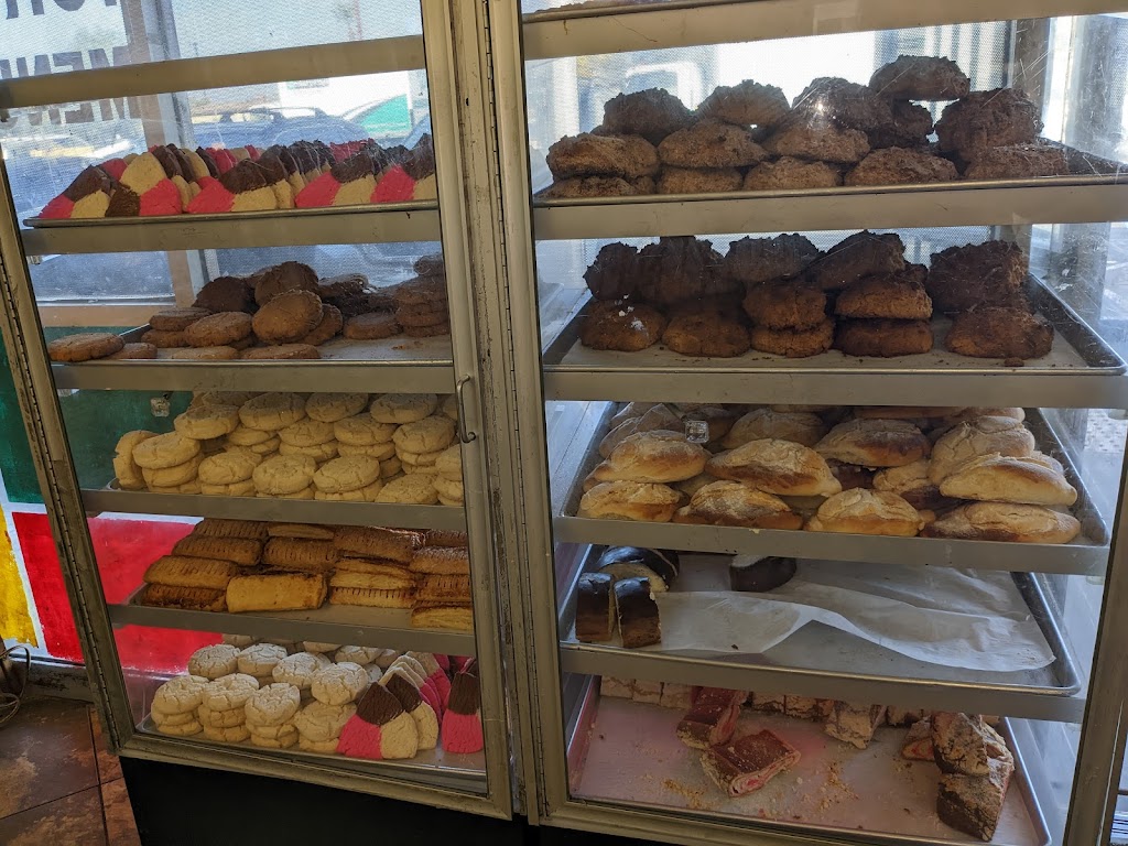 Almazan Bakery | 1232 E 6th St, Ontario, CA 91764, USA | Phone: (909) 780-7088