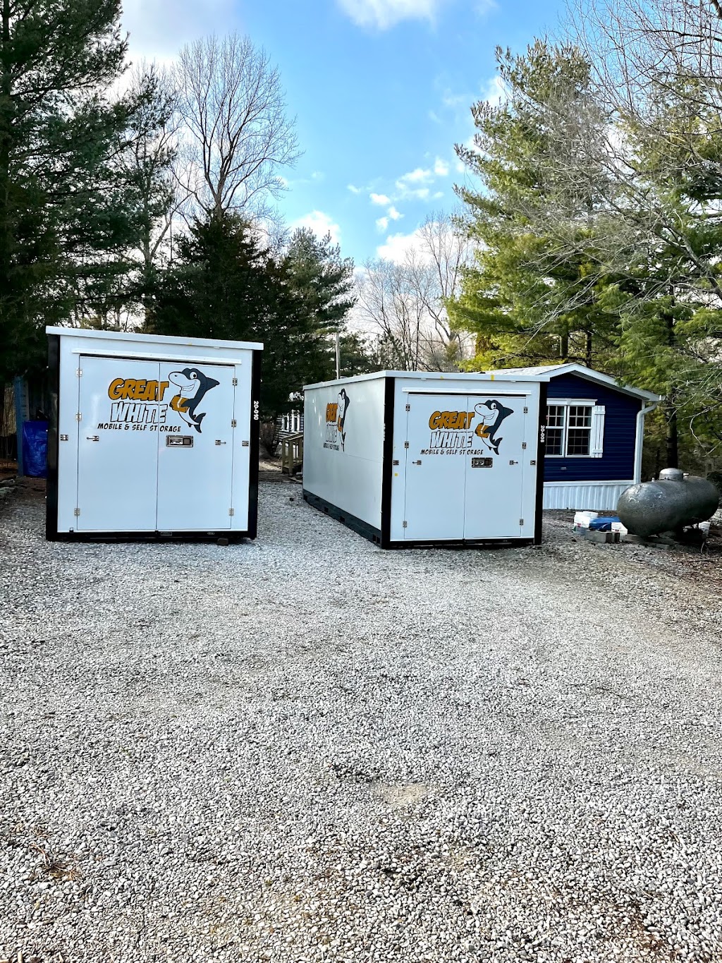 Great White Mobile & Self Storage | 5610 N Marr Rd, Columbus, IN 47203, USA | Phone: (812) 390-4944
