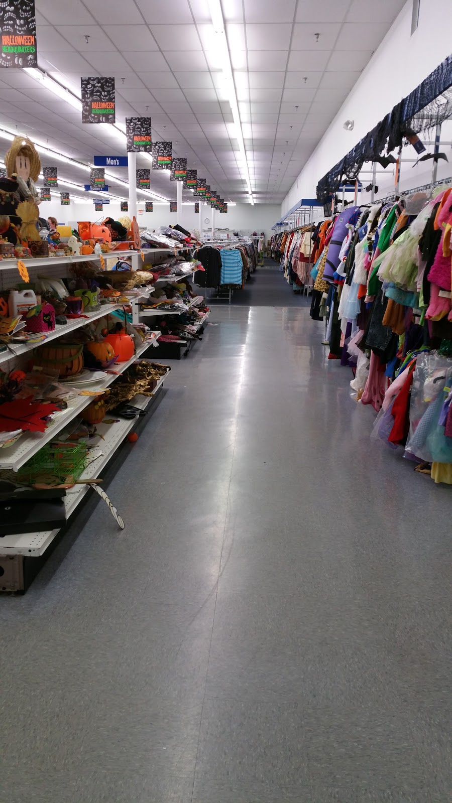 Goodwill Wauseon | 822 N Shoop Ave, Wauseon, OH 43567, USA | Phone: (419) 335-1080