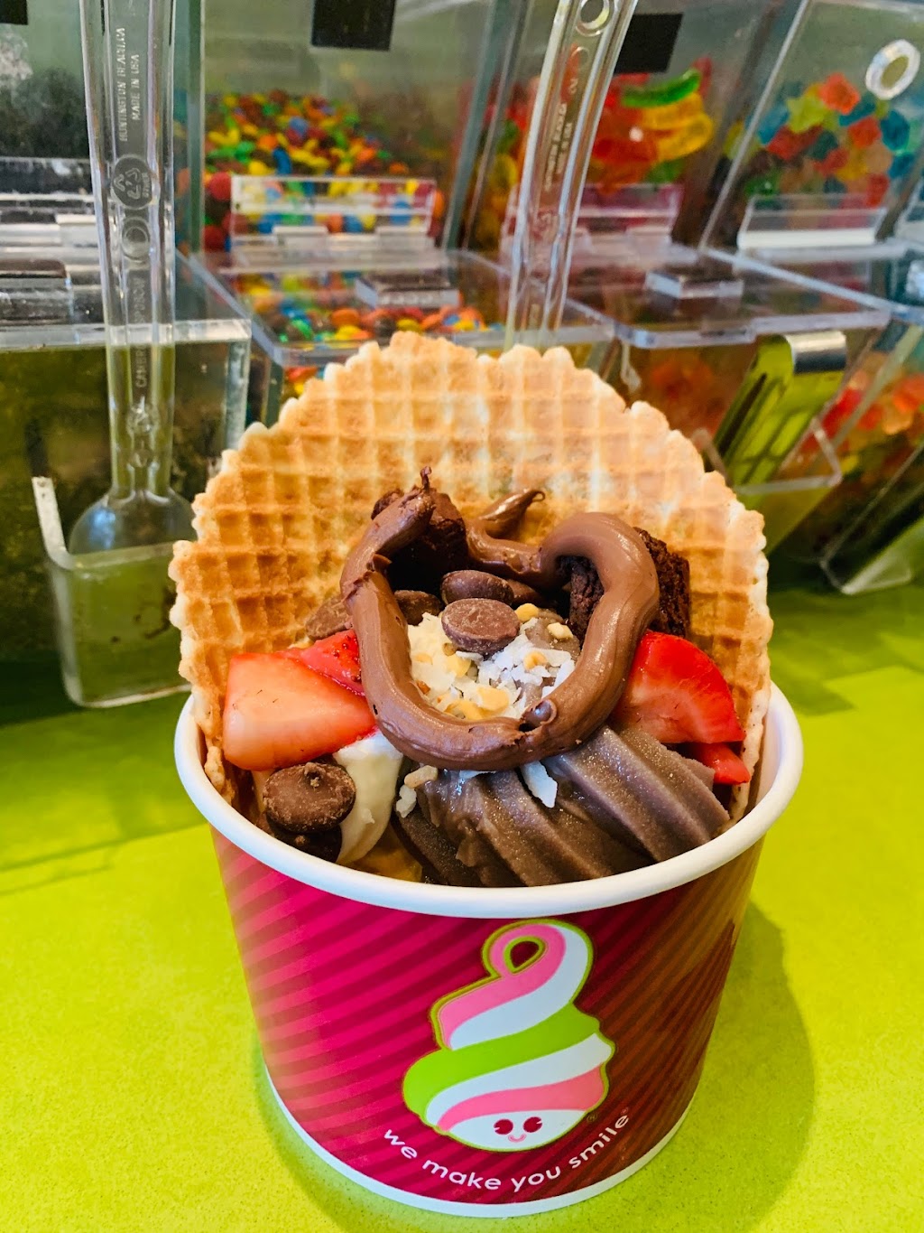 Menchies Frozen Yogurt | 10011 Cleary Blvd Ste 6, Plantation, FL 33324 | Phone: (954) 473-5000