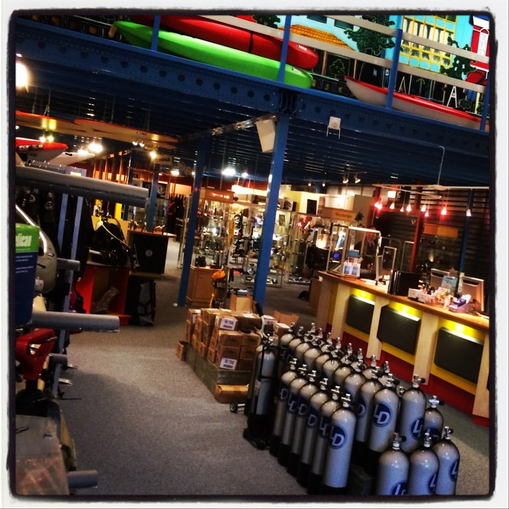 Lucas Dive Store | Bedrijvenweg 3A, 7442 CX Nijverdal, Netherlands | Phone: 0548 615 106