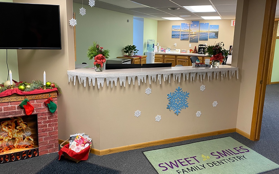 Sweet Smiles Family Dentistry | 1300 Bridge St, Grafton, WI 53024, USA | Phone: (262) 333-0540