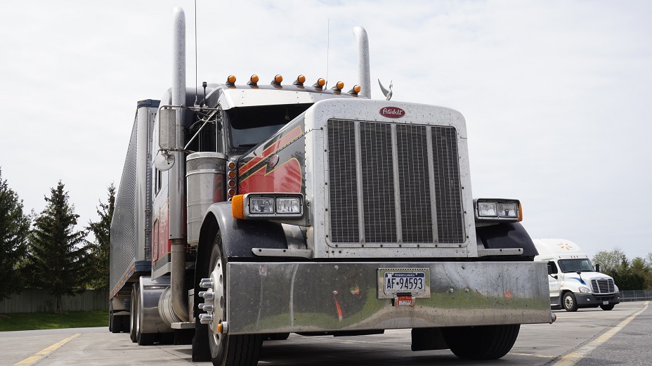 Peterbilt Motors Co Manufacturer | 3200 Airport Rd, Denton, TX 76207, USA | Phone: (940) 566-7100