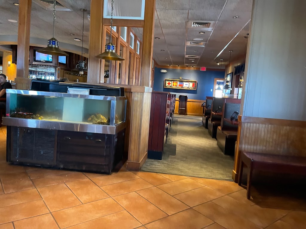 Red Lobster | 8180 RosedaleHWY, SHOPPING CENTER, Northwest Prom, Bakersfield, CA 93312, USA | Phone: (661) 589-9956