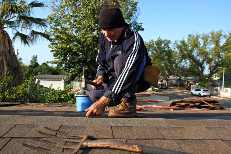 Sarasota Roof Repair | 6616 38th Ln E, Sarasota, FL 34243, USA | Phone: (941) 208-6446