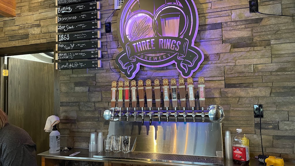 Three Rings Brewery Taproom and Patio | 534 U.S. Old, US-81, McPherson, KS 67460, USA | Phone: (620) 504-5022