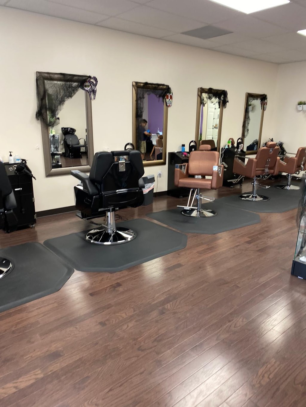 Yaras Pretty Hair Salon | 6819 Peachtree Industrial Blvd, Doraville, GA 30360, USA | Phone: (770) 837-9011