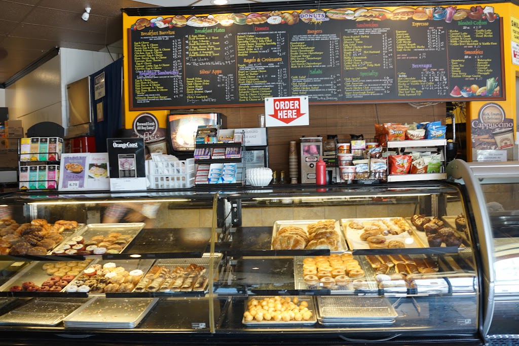 Glee Donuts & Burgers | 9475 Heil Ave A, Fountain Valley, CA 92708, USA | Phone: (714) 531-0288