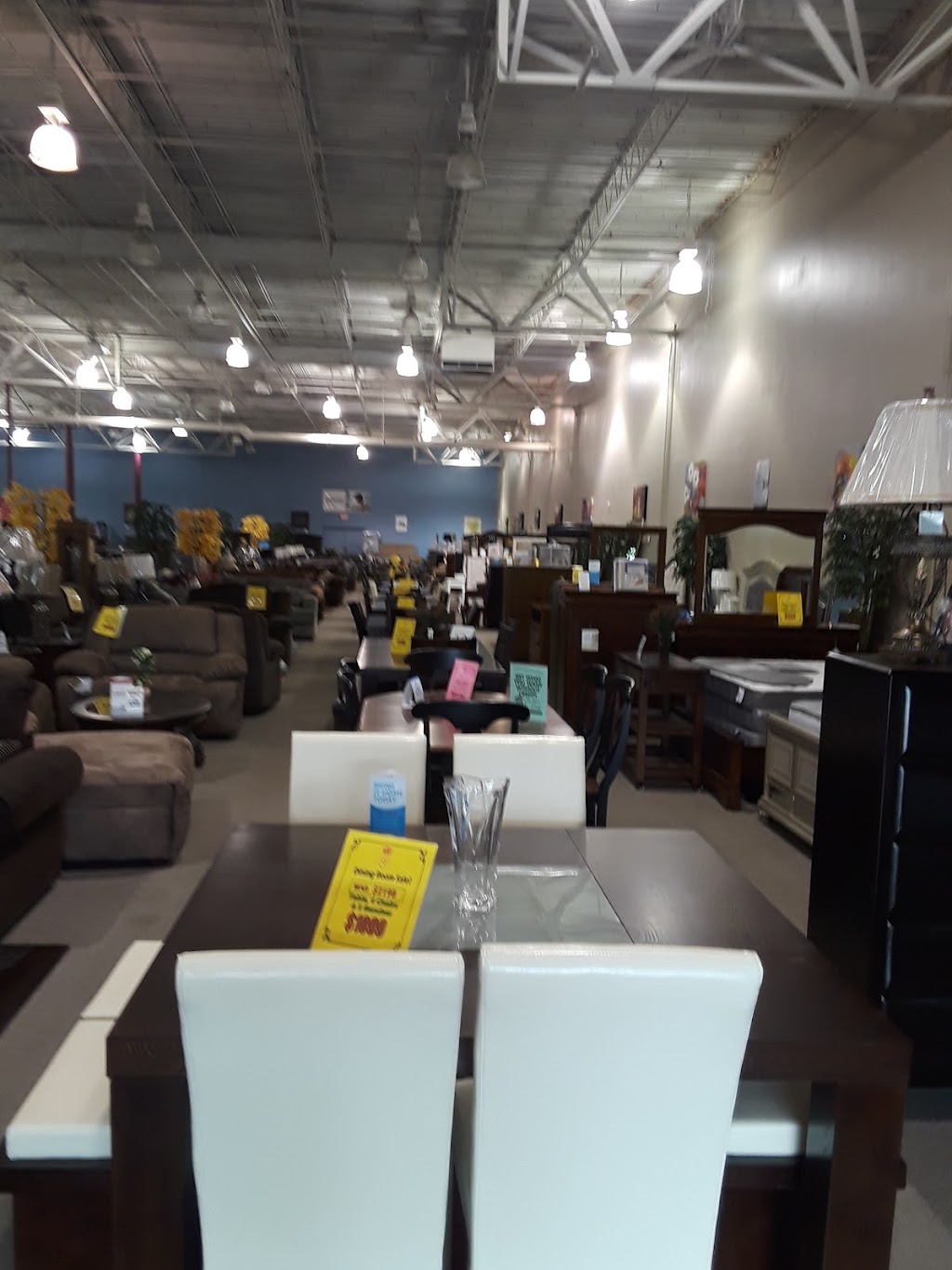 Kings Furniture & Mattress | 3105 Dixie Hwy, Hamilton, OH 45015, USA | Phone: (513) 857-7946