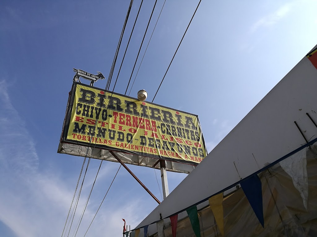 Birrieria Campestre | Carretera libre, Tijuana - Tecate, Cañada Verde, 22190 Tijuana, B.C., Mexico | Phone: 664 971 1116