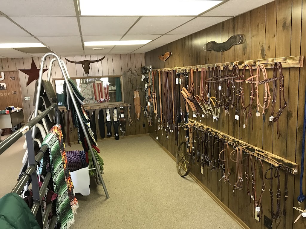 Rocking 4D Tack and Supply | 120 S 4th, Henryetta, OK 74437, USA | Phone: (918) 319-0185