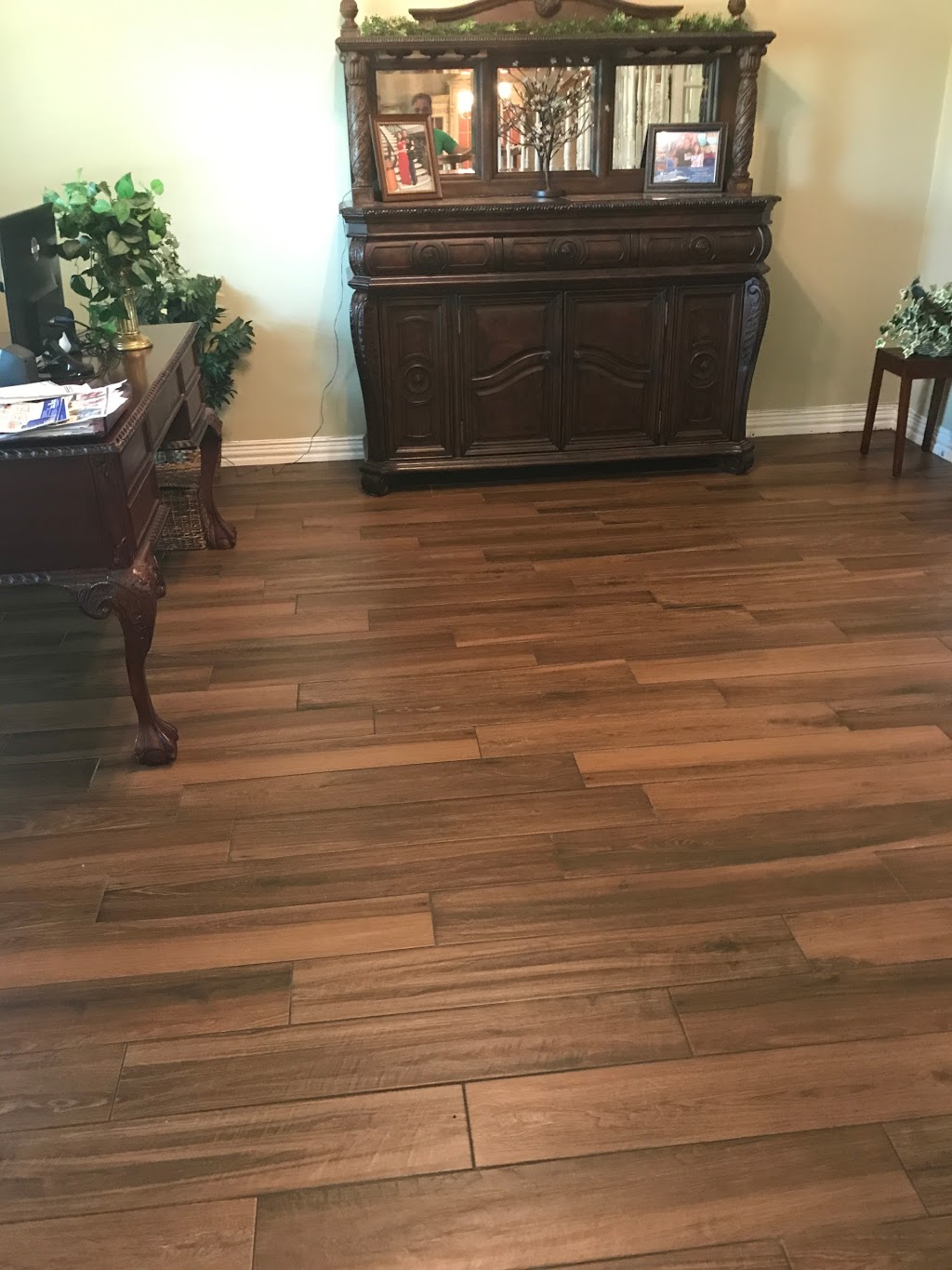 Elite Floors | 384 SW Johnson Ave, Burleson, TX 76028 | Phone: (817) 295-5574