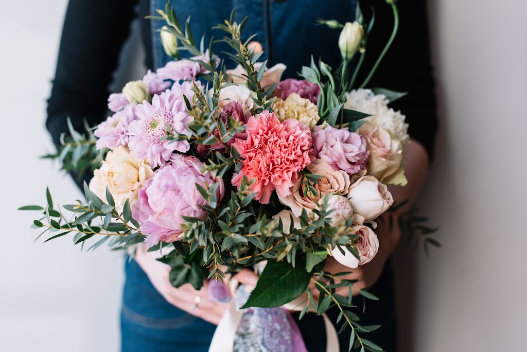 Flower Delivery Mission Viejo | 25272 Marguerite Pkwy, Mission Viejo, CA 92692, USA | Phone: (949) 298-6409