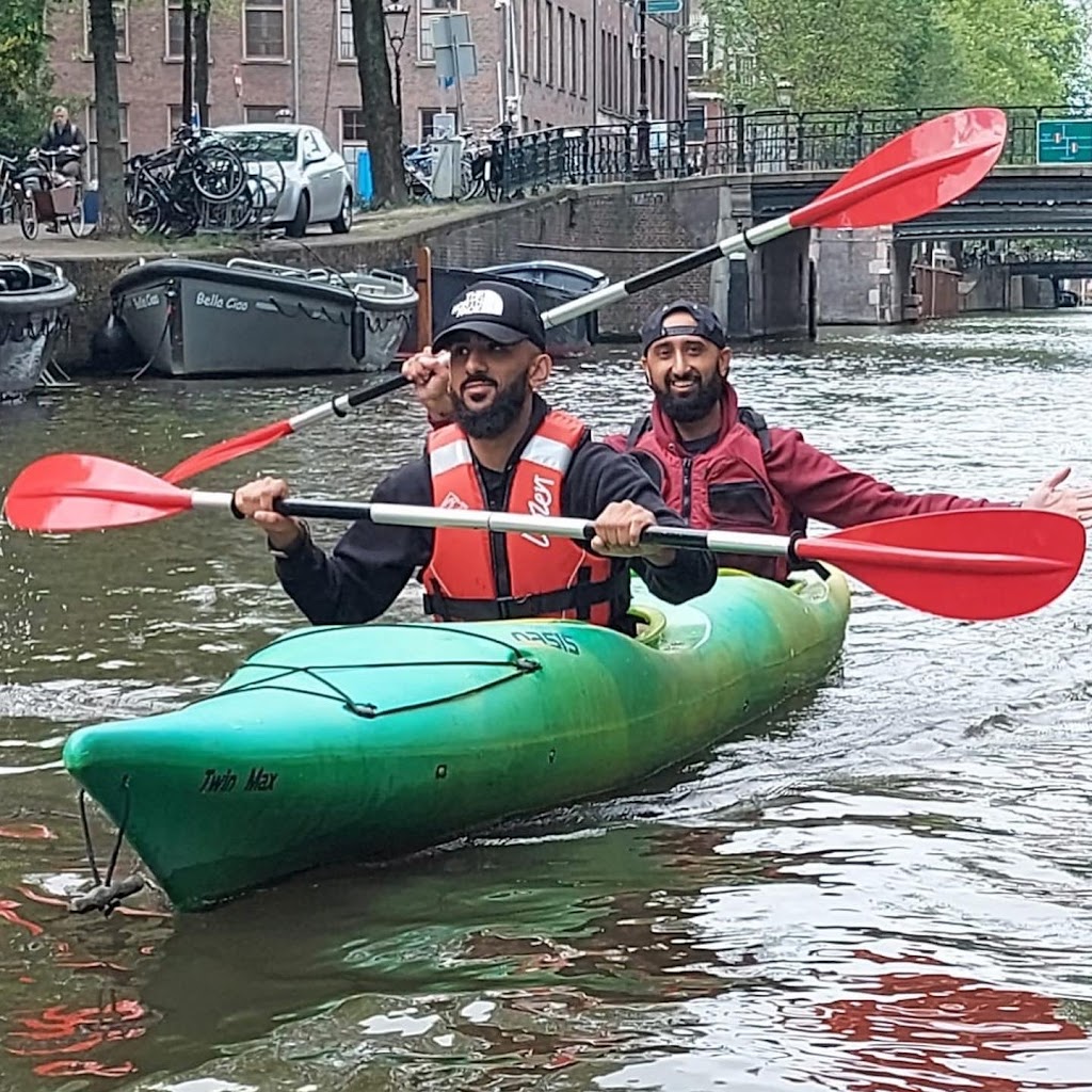 Kayak in Amsterdam | Leidsekade 4, 1016 GW Amsterdam, Netherlands | Phone: 06 44488911