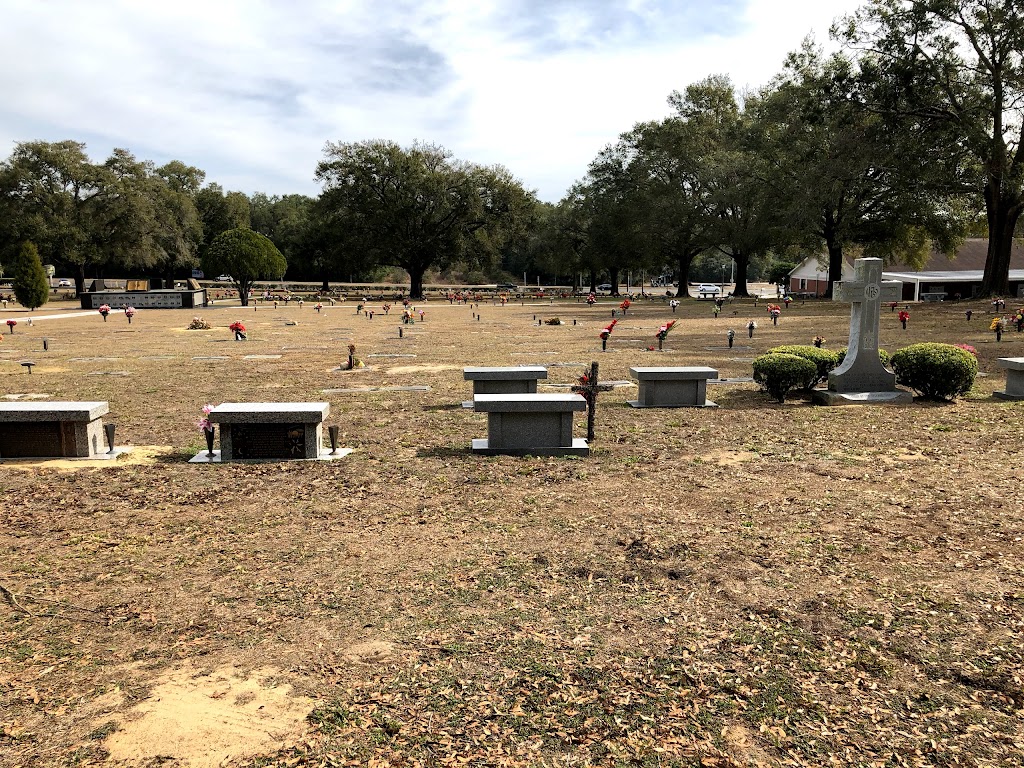 Chapel Hill Gardens Cemetery | 11531 US-301, Dade City, FL 33525, USA | Phone: (352) 567-5571