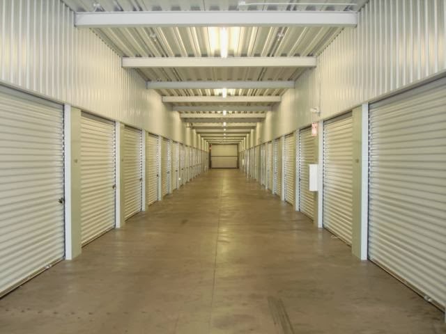 North Star Mini Storage-Burnsville | 1900 143rd St W, Burnsville, MN 55306, USA | Phone: (952) 898-1900