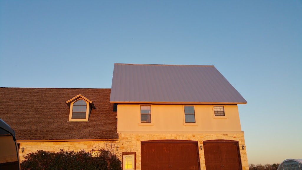 Halls Roofing & Sheet Metal | 40209 Industrial Park Cir, Georgetown, TX 78626, USA | Phone: (512) 864-7579