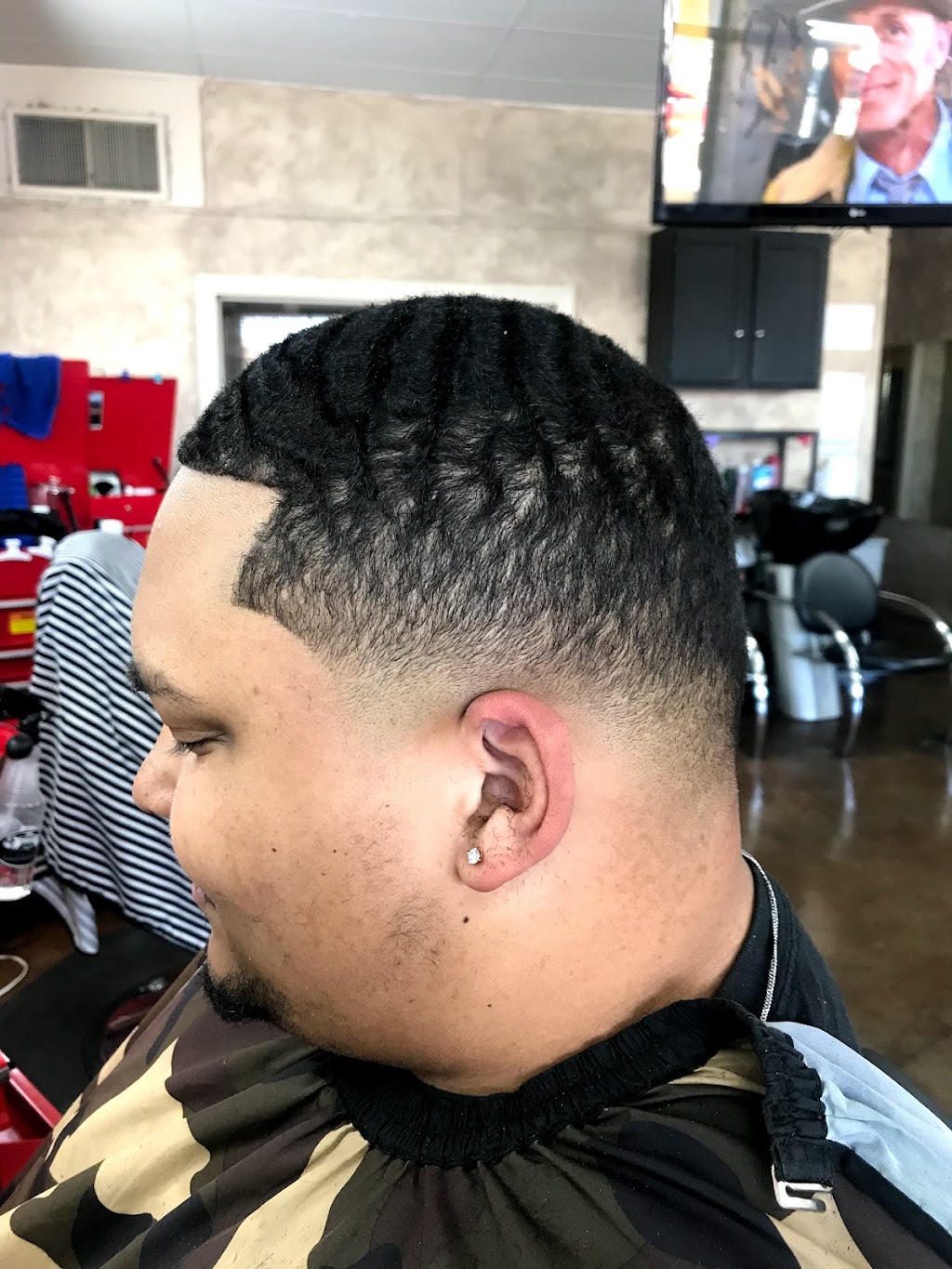 FlyBarberz Barbershop | 2225 34th St, Lubbock, TX 79411 | Phone: (806) 642-3168