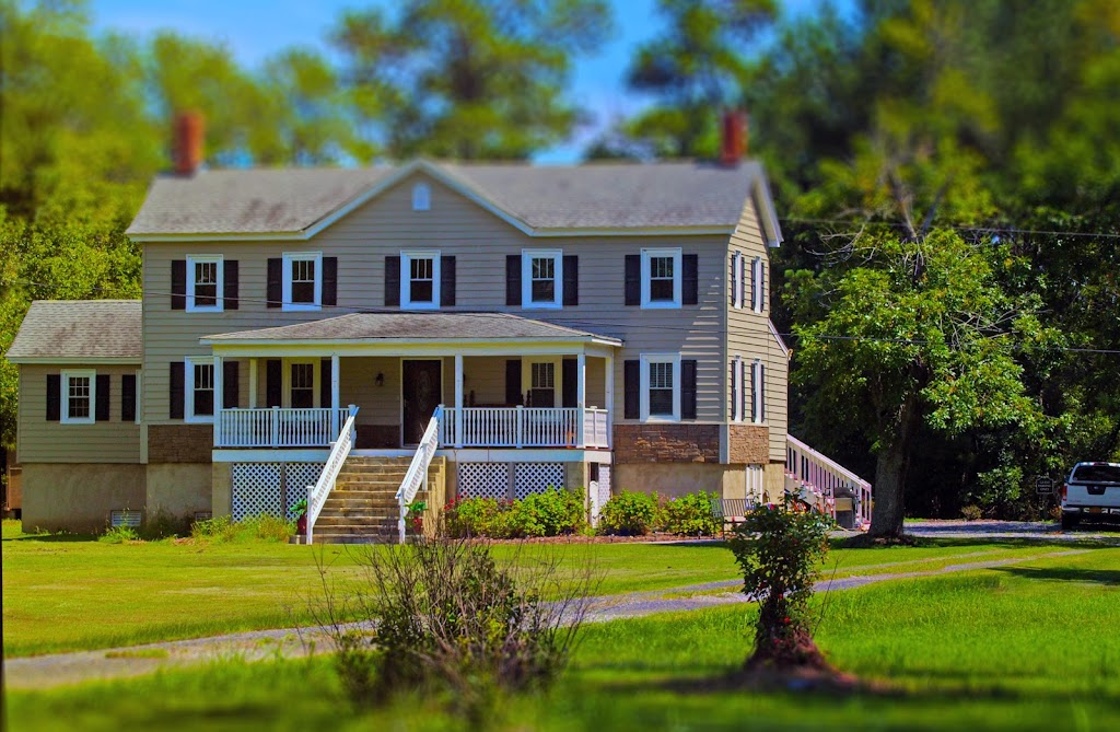 Fosters Bethel Beach Inn Bed and Breakfast | 1751 Bethel Beach Rd, Onemo, VA 23130, USA | Phone: (804) 505-1376