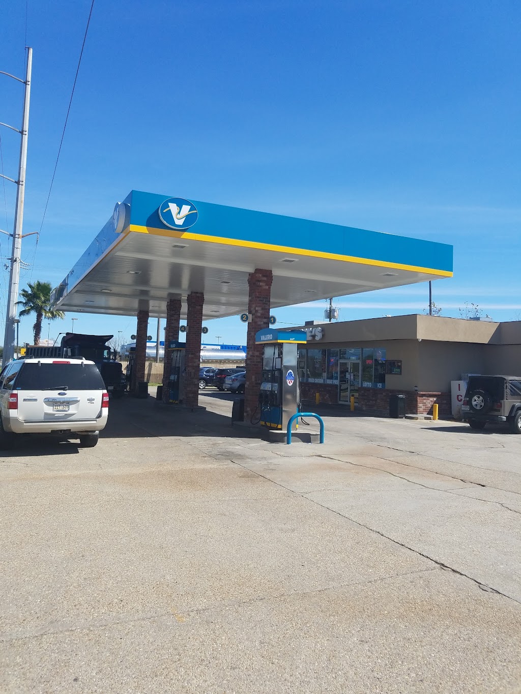 Brothers Food Mart | 10431 E Airline Hwy, St Rose, LA 70087, USA | Phone: (504) 469-6029