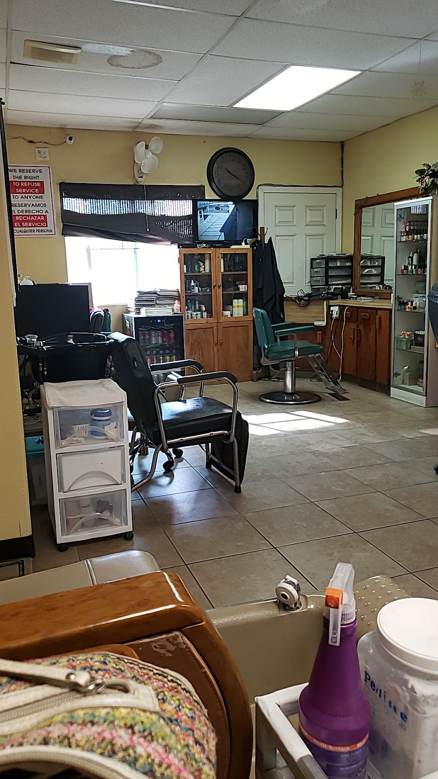 Antonios Barbers | 9012 Mission Blvd, Riverside, CA 92509, USA | Phone: (951) 681-3300