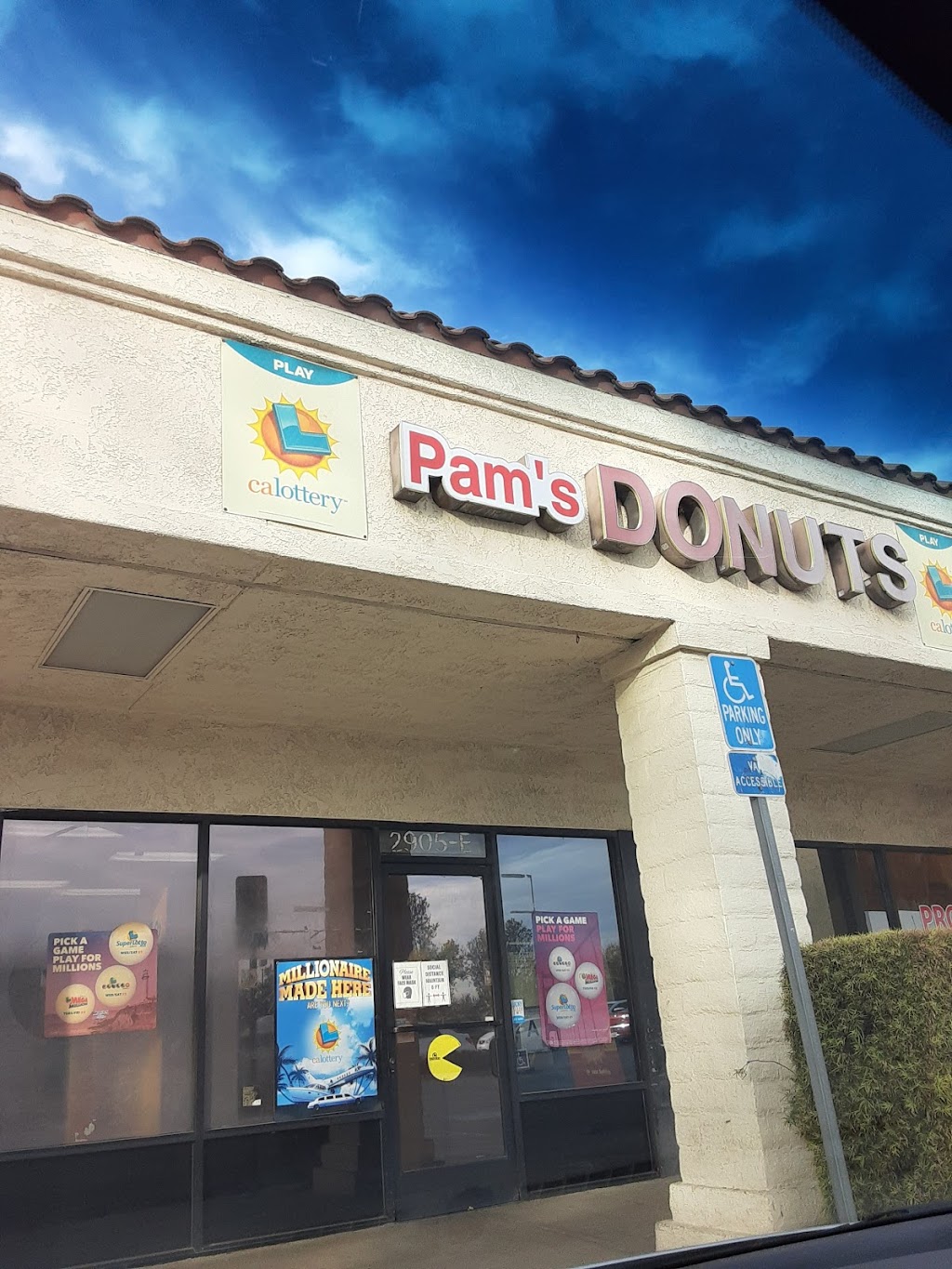 Pams Donuts | 2905 S Euclid Ave, Ontario, CA 91762, USA | Phone: (909) 986-6989