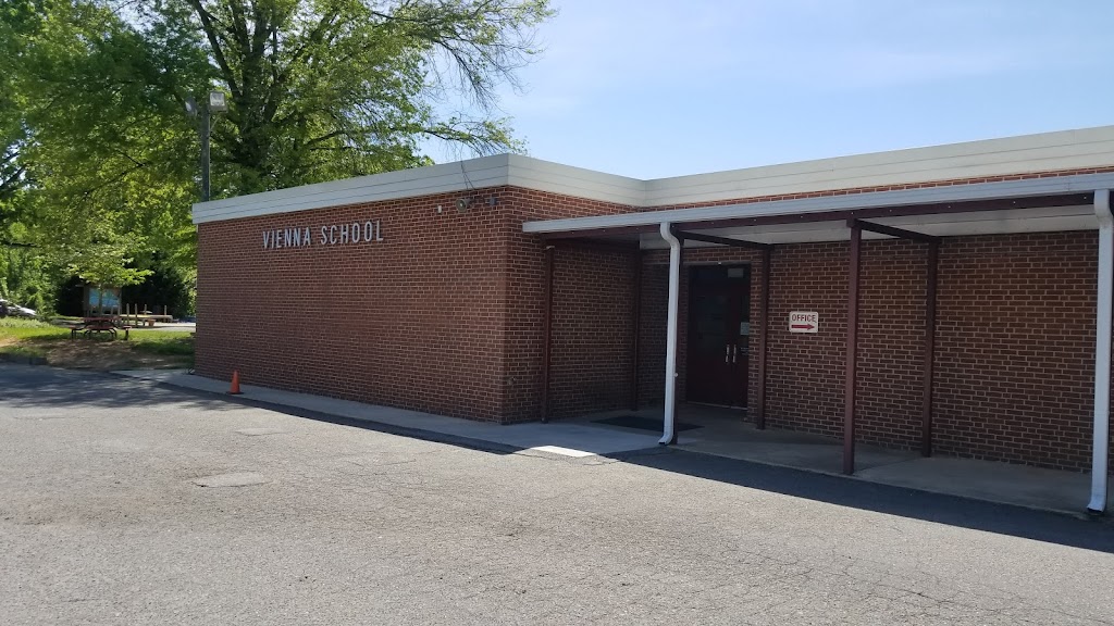 Vienna Elementary School | 1975 Chickasha Dr, Pfafftown, NC 27040, USA | Phone: (336) 703-4178