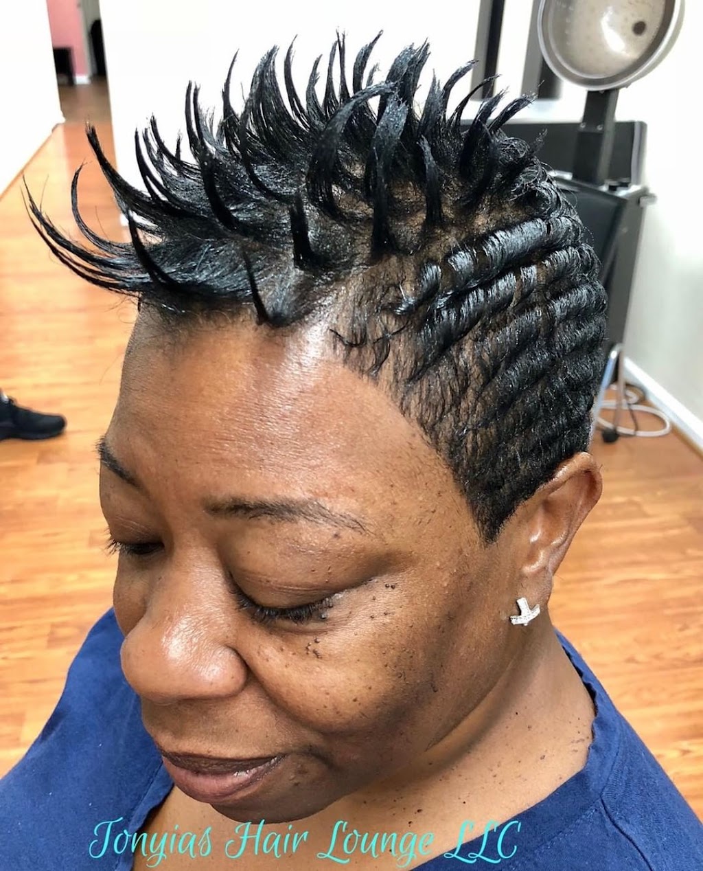 Tonyias Hair Lounge LLC | 3269 Brinkley Rd, Temple Hills, MD 20748, USA | Phone: (301) 237-7331