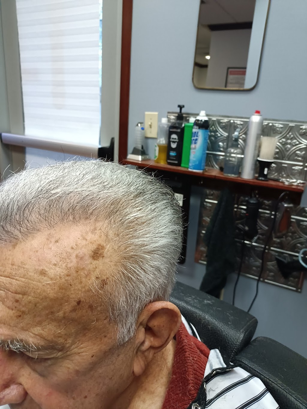 Charles Rosati Haircutting | 52 NJ-33, Trenton, NJ 08619, USA | Phone: (609) 584-0400