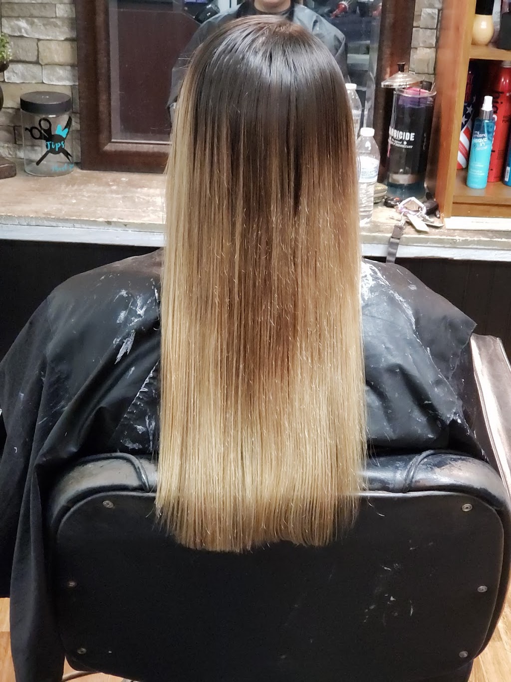 Best Little Hair House In Dallas | 132 N Gaston St, Dallas, NC 28034 | Phone: (704) 524-9903