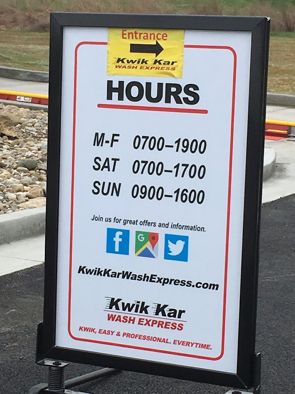 Kwik Kar Wash Express Fort Knox | 1608 Wilson Rd bldg 713, Fort Knox, KY 40121, USA | Phone: (502) 684-6023