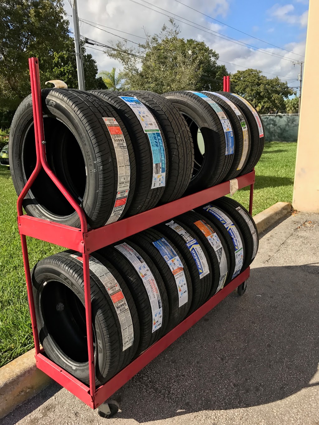 Martinez Tires | 28705 SW 132nd Ave, Homestead, FL 33033, USA | Phone: (786) 827-1650