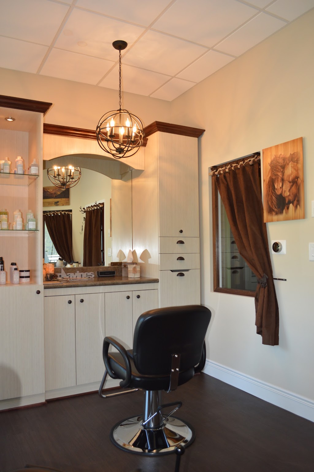 Aspen Luxe Salon | 9208 Ardrey Kell Rd Suite 300-18, Charlotte, NC 28277, USA | Phone: (803) 417-7018