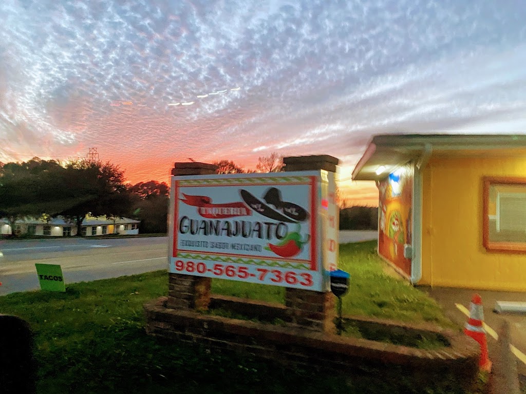 Taqueria Guanajuato Restaurant 1106 Mooresville Rd, Salisbury, NC 28147