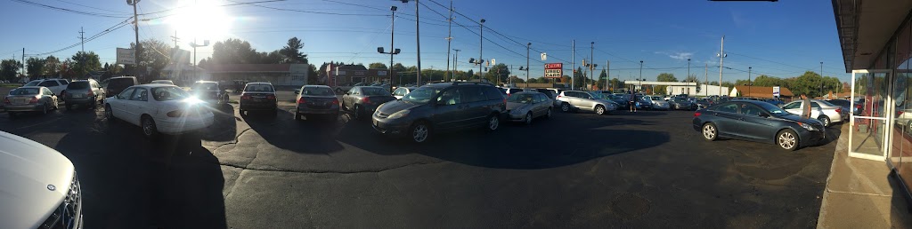 4 Wheels Premium Pre-Owned Vehicles | 5925 South Ave, Youngstown, OH 44512, USA | Phone: (330) 473-4539