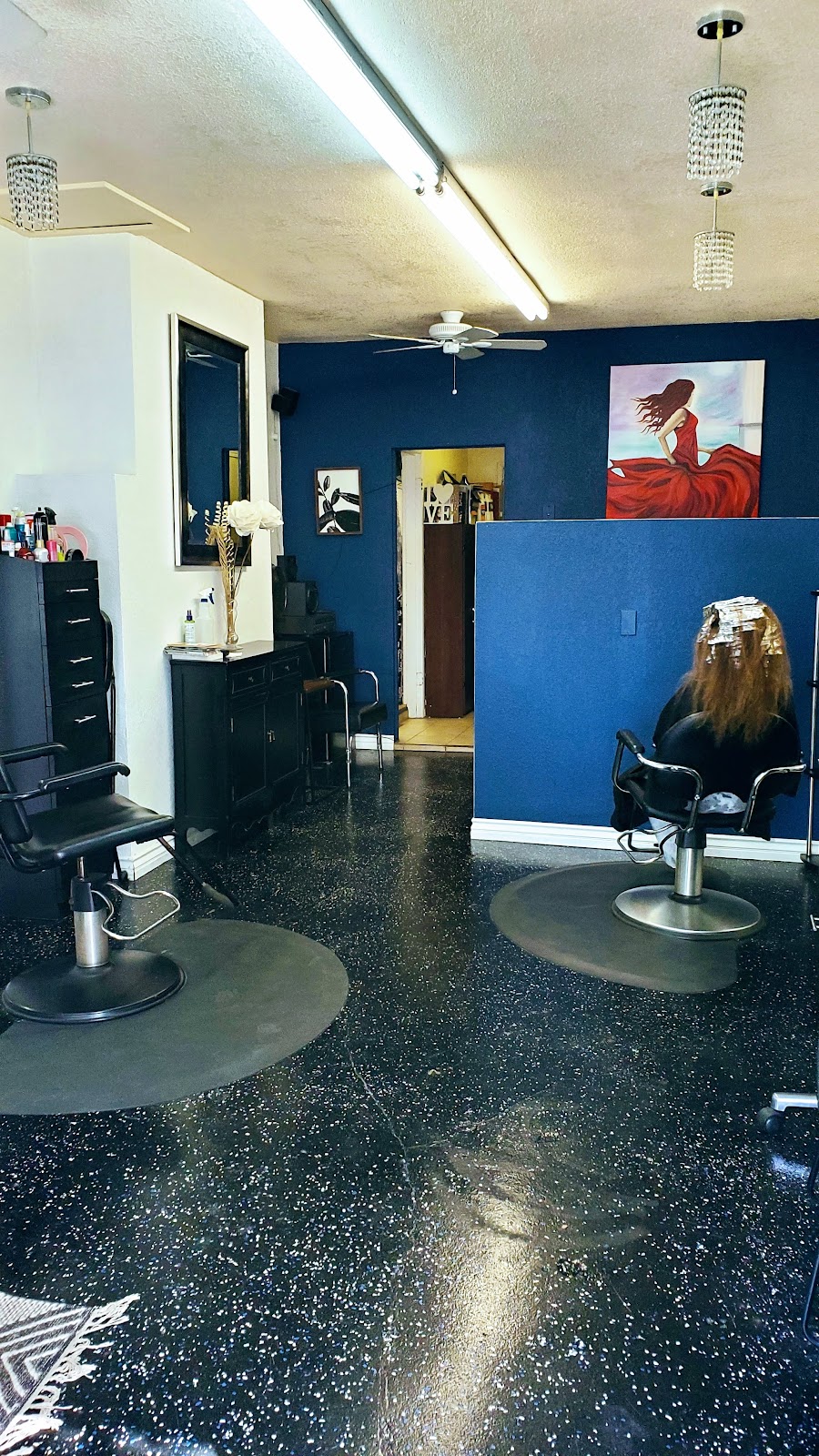 De Allore Hair Studio | 217B Parker St, Vacaville, CA 95688, USA | Phone: (707) 208-3404