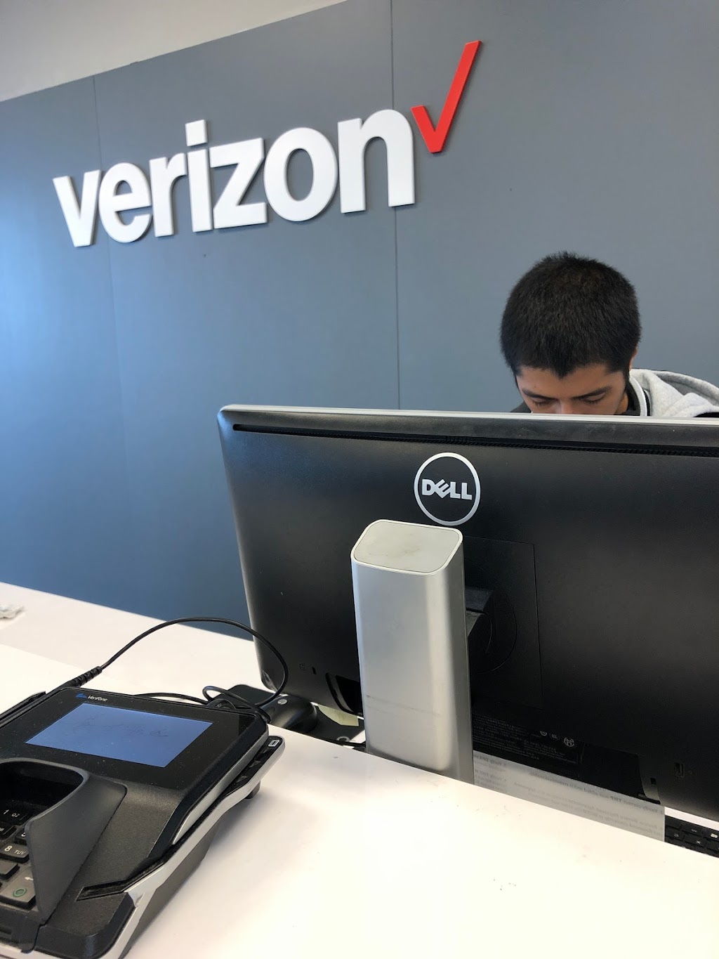 Verizon Authorized Retailer - Victra | 140 E El Camino Real, Sunnyvale, CA 94087, USA | Phone: (408) 245-7100