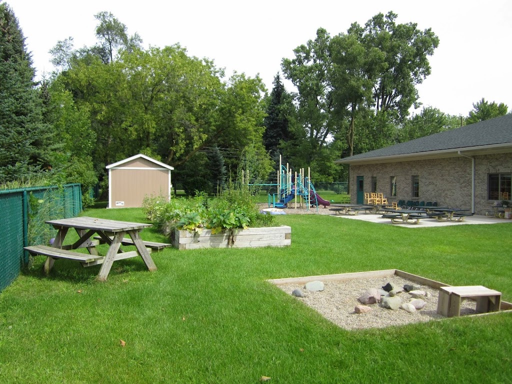 Schoolhouse Montessori Academy - Troy | 3305 Crooks Rd, Troy, MI 48084, USA | Phone: (248) 649-6149