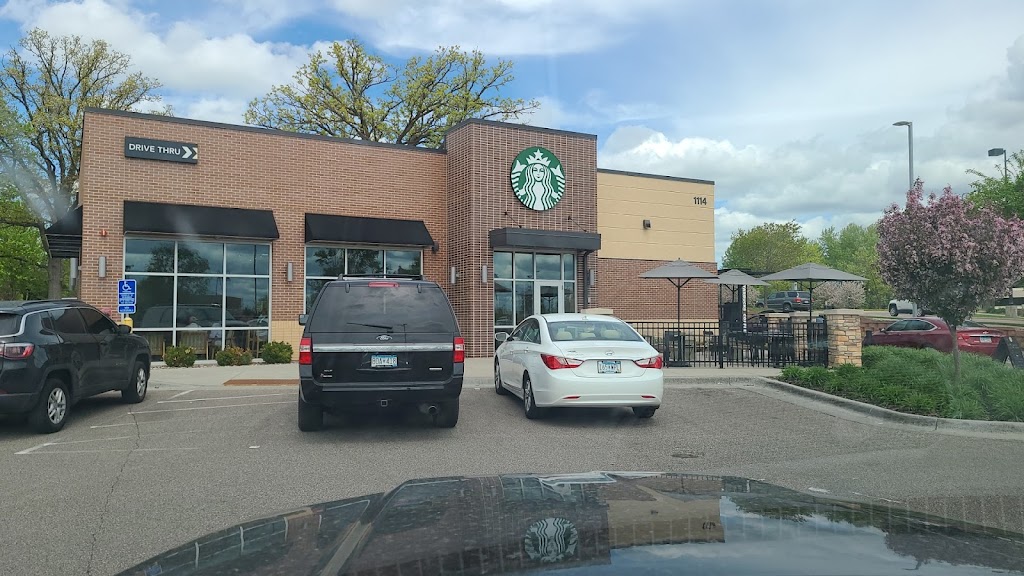 Starbucks | 1114 Hazeltine Blvd, Chaska, MN 55318, USA | Phone: (952) 368-0094