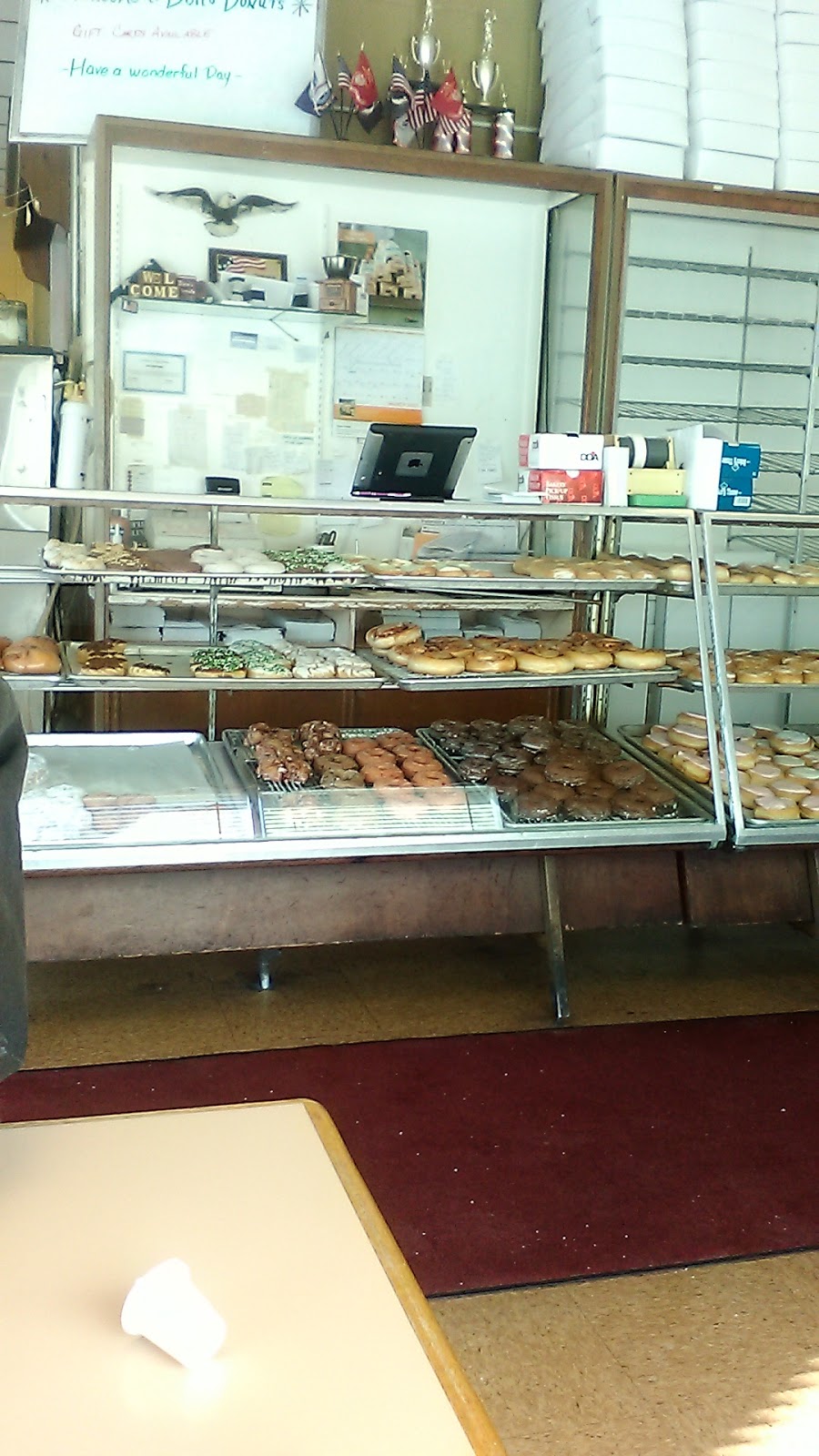 Dons Donut Shoppe | 2911 Woodville Rd, Northwood, OH 43619, USA | Phone: (419) 693-9043