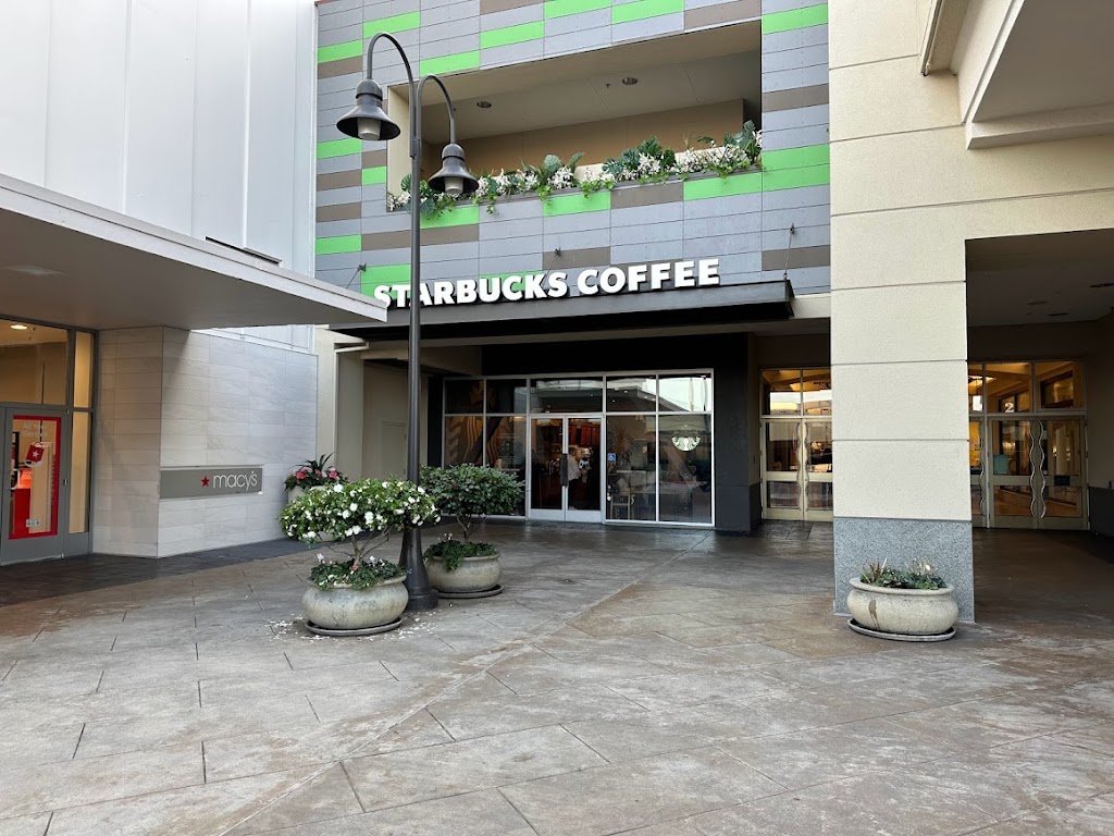 Starbucks | Hillsdale Shopping Cente, 157 Hillsdale Mall, San Mateo, CA 94403, USA | Phone: (650) 345-7907