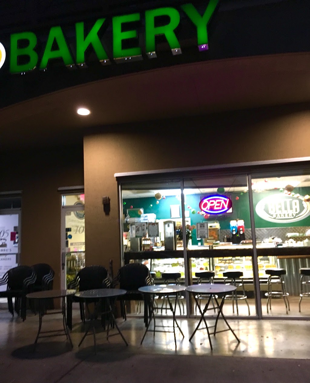 Bella Bakery | 357 N Royal Poinciana Blvd, Miami Springs, FL 33166, USA | Phone: (786) 953-8408