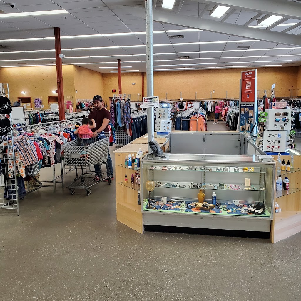 Goodwill Retail Store & Donation Center | 14227 Hillsdale Cir, Omaha, NE 68137, USA | Phone: (402) 894-2357
