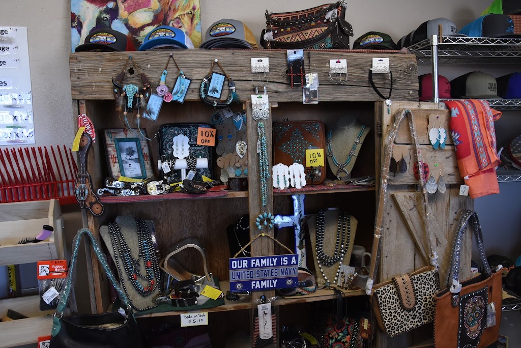 Bales Hay Farm & Ranch Feed Store | 20600 W Beloat Rd, Buckeye, AZ 85326, USA | Phone: (623) 386-2988