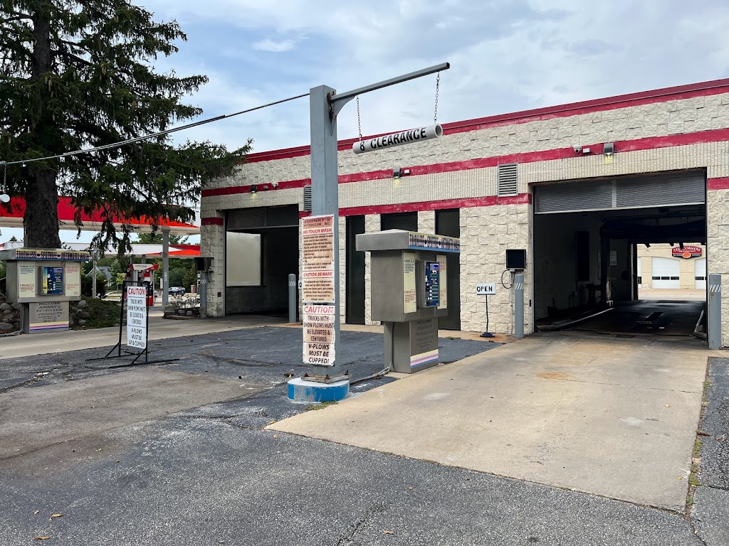 Johnnys Petroleum Service | 17871 Janesville Rd, Muskego, WI 53150, USA | Phone: (262) 679-0580